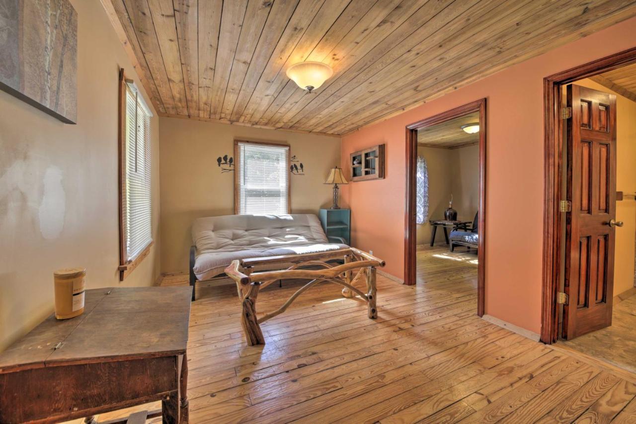 Pet-Friendly Cottage With Fire Pit - 3 Mi To Siu! Carbondale Exterior foto