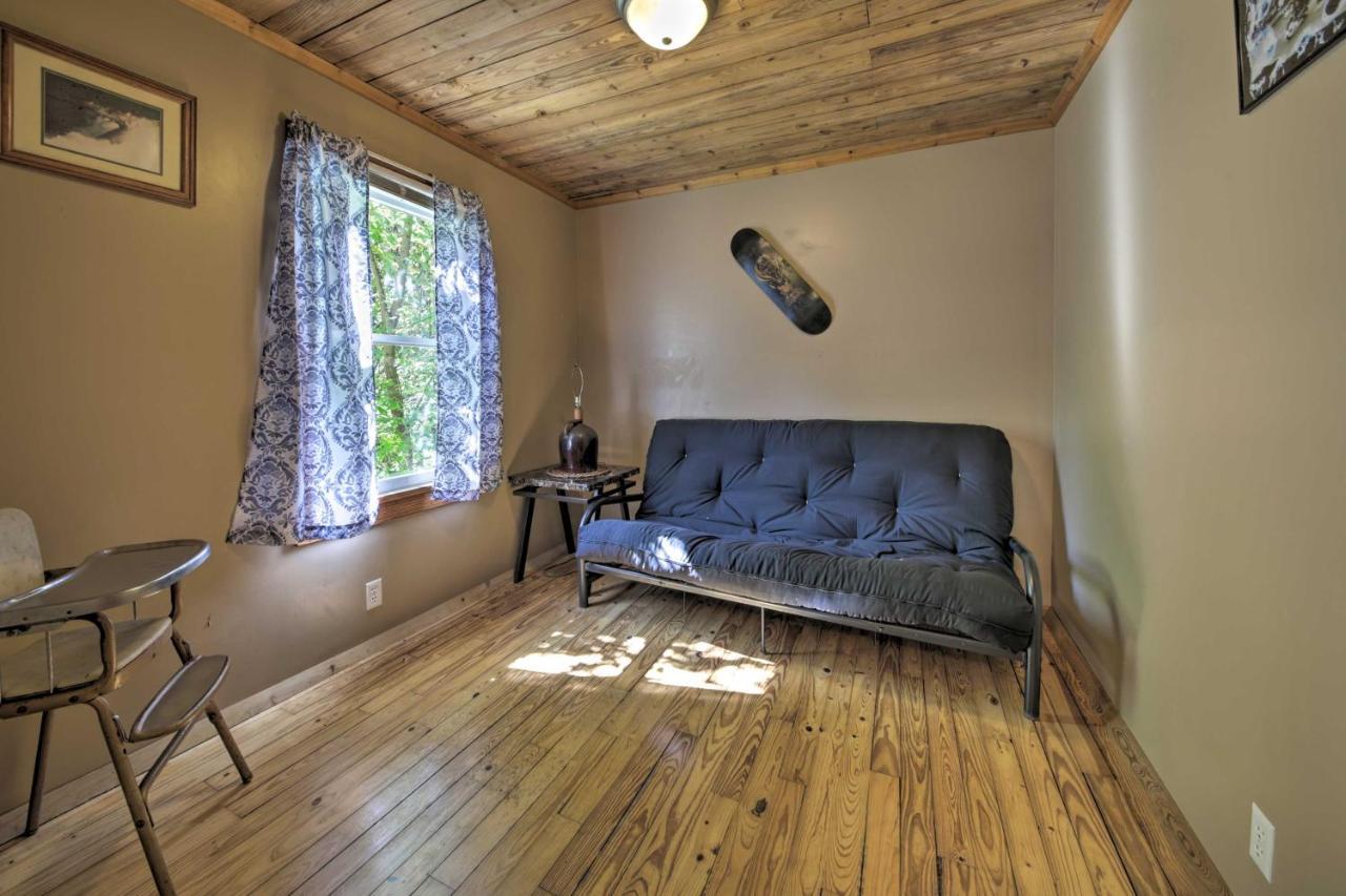 Pet-Friendly Cottage With Fire Pit - 3 Mi To Siu! Carbondale Exterior foto