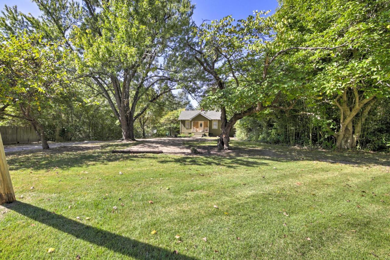 Pet-Friendly Cottage With Fire Pit - 3 Mi To Siu! Carbondale Exterior foto