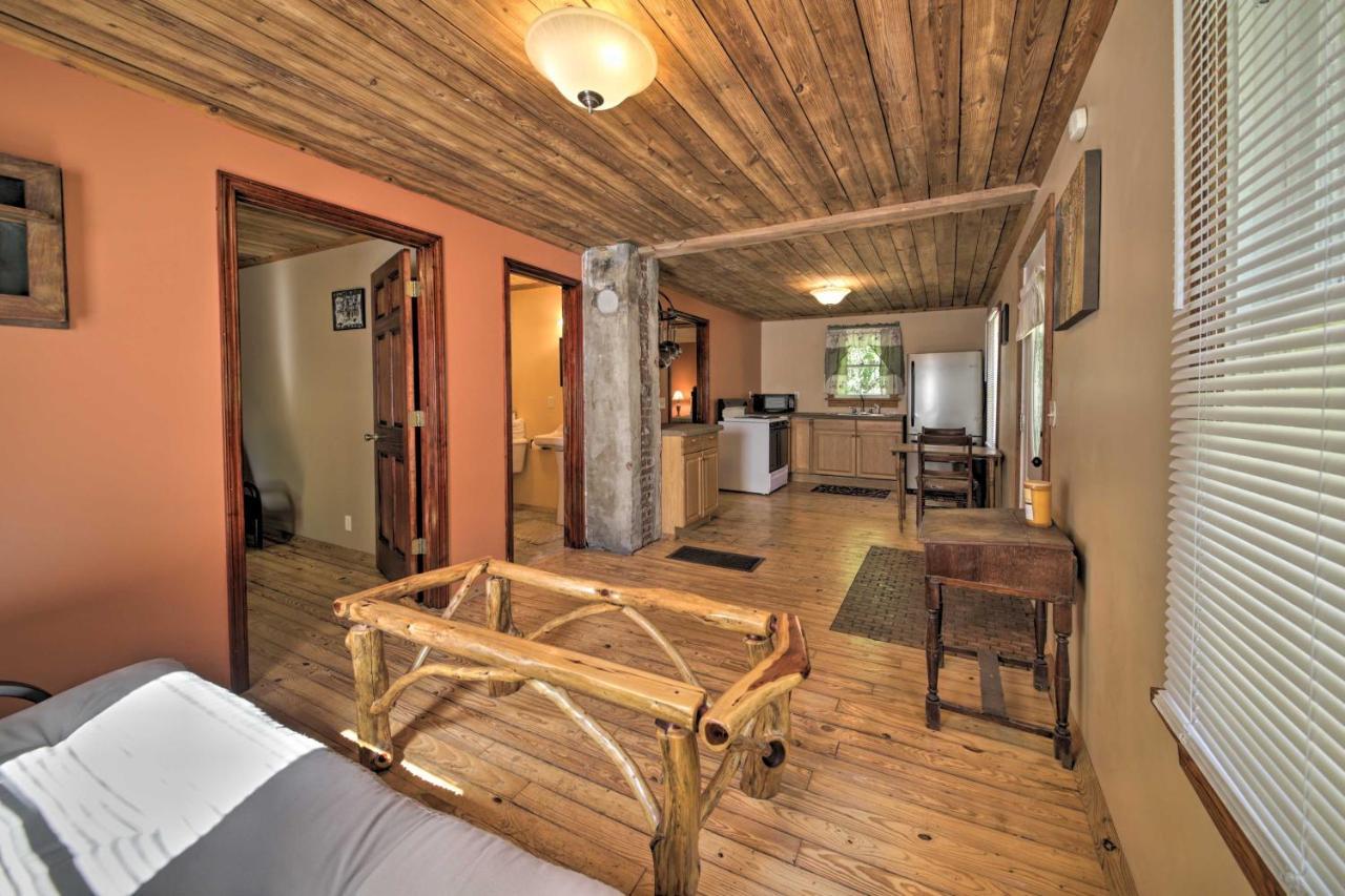 Pet-Friendly Cottage With Fire Pit - 3 Mi To Siu! Carbondale Exterior foto